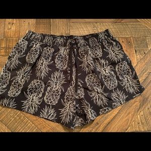 Women’s Lauren James shorts
